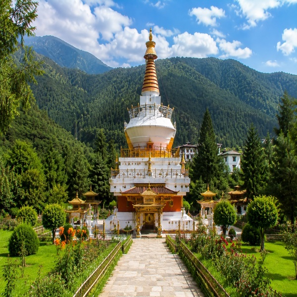 Premium Bhutan Luxury Travel Experience with Heritage Architecture