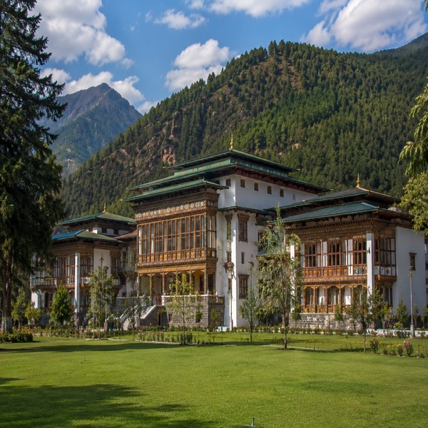 Exclusive Bhutan Luxury Tour Featuring Culture, Nature and Wellness
